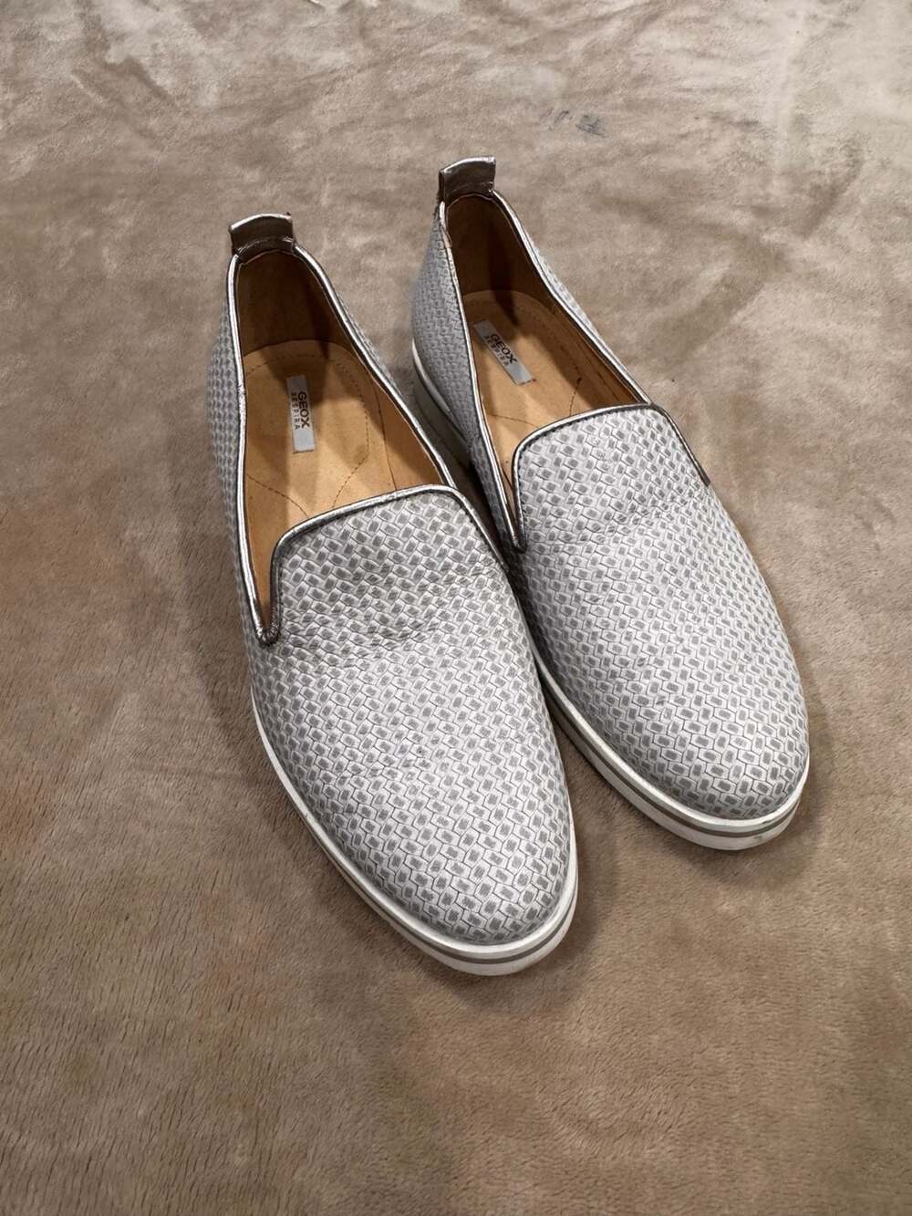 Geox Respira Metallic Silver Woven Slip-On Loafers EU 37.5 US 7 Comfort Casual